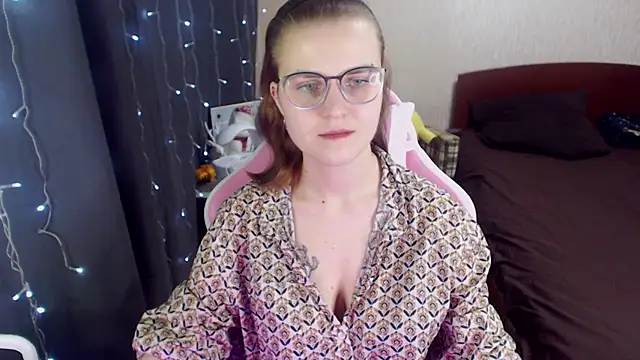 MissBrightShine online show from 01/30/25, 12:59