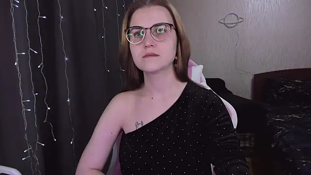 MissBrightShine online show from 02/22/25, 01:24