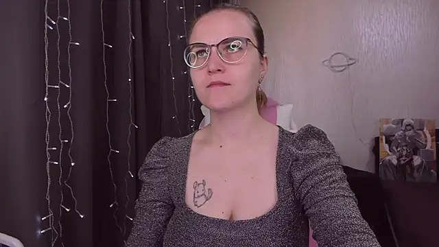 MissBrightShine online show from 10/03/25, 10:23