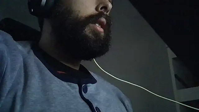 Snapshot of SouTarado69 chatting on 12/26/24, 08:07 SouTarado69 online show from 12/26/24, 08:07