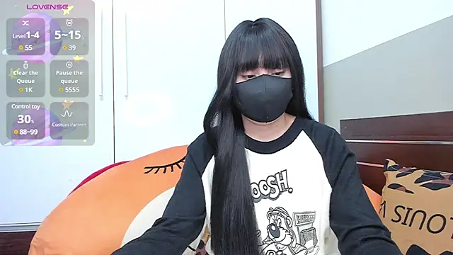alonelove   online show from 01/13/25, 02:39