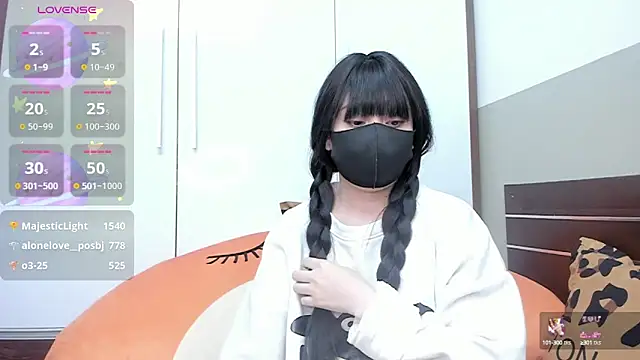 alonelove   online show from 01/19/25, 05:37