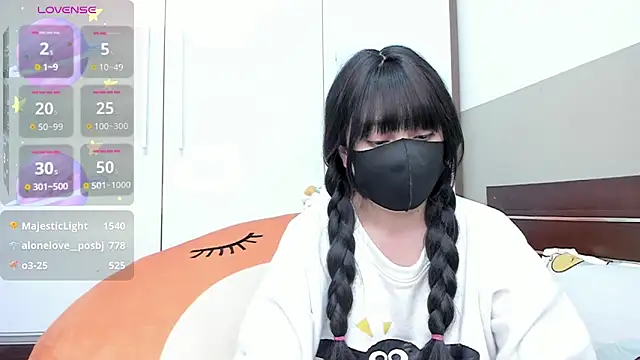 alonelove   online show from 01/19/25, 08:39