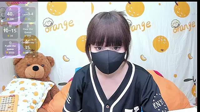 alonelove   online show from 10/15/25, 02:22