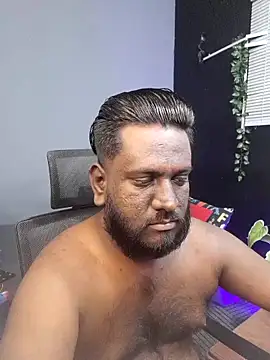 Snapshot of Rayansmith_ chatting on 10/29/25, 10:50 Rayansmith online show from 10/29/25, 10:50