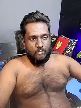 Snapshot of Rayansmith_ chatting on 11/18/25, 04:00 Rayansmith online show from 11/18/25, 04:00