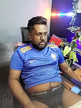 Snapshot of Rayansmith_ chatting on 12/03/25, 10:19 Rayansmith online show from 12/03/25, 10:19