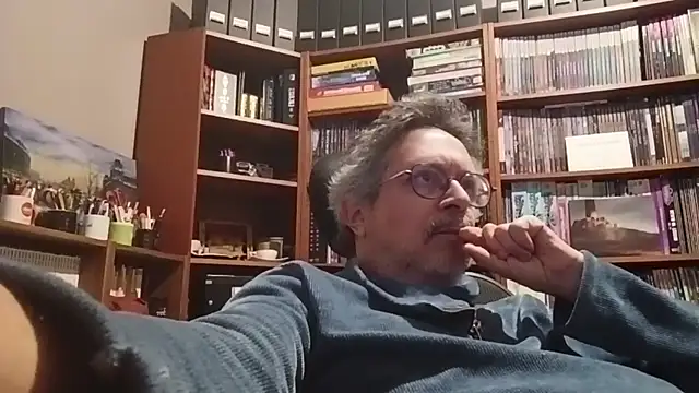 Mandra is a whore online show from 10/15/25, 09:26