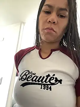 Snapshot of dominantandsubmissiveshow chatting on 12/04/25, 08:39 dominantandsubmissiveshow online show from 12/04/25, 08:39