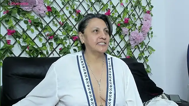 merlyna goldens online show from 10/20/25, 11:38