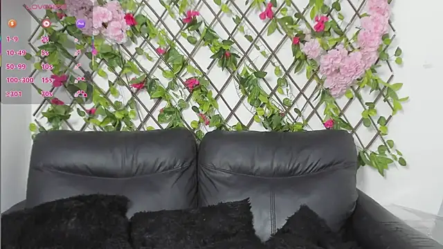 merlyna goldens online show from 11/23/25, 01:05