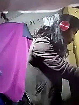 Snapshot of davidatration15 chatting on 01/19/25, 04:01 davidatration15 online show from 01/19/25, 04:01