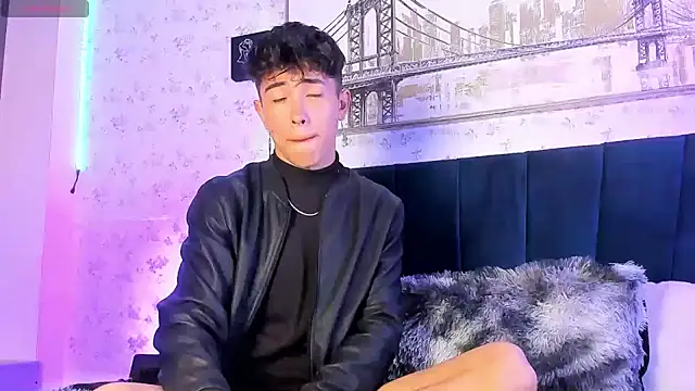 Snapshot of Andrew_thevil chatting on 02/05/25, 06:02 Andrew thevil online show from 02/05/25, 06:02