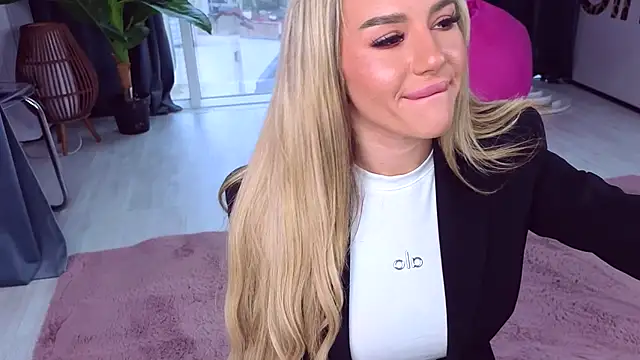 Snapshot of SpoilM3Mor3 chatting on 11/06/25, 12:50 SpoilM3Mor3 online show from 11/06/25, 12:50