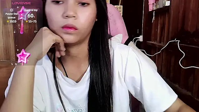 Snapshot of Meili_ chatting on 01/28/25, 02:32 Meili  online show from 01/28/25, 02:32