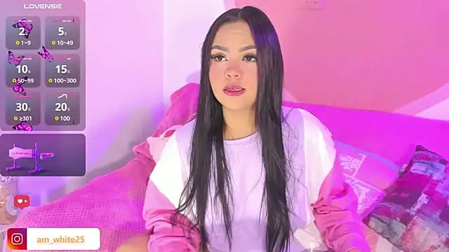 amber white25  online show from 01/21/25, 02:43