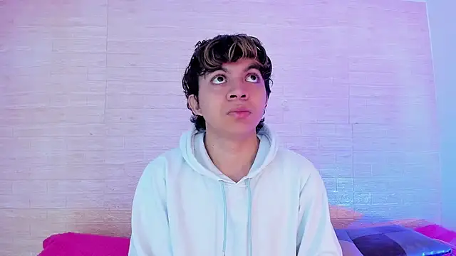 Lucaas King online show from 12/27/24, 03:04