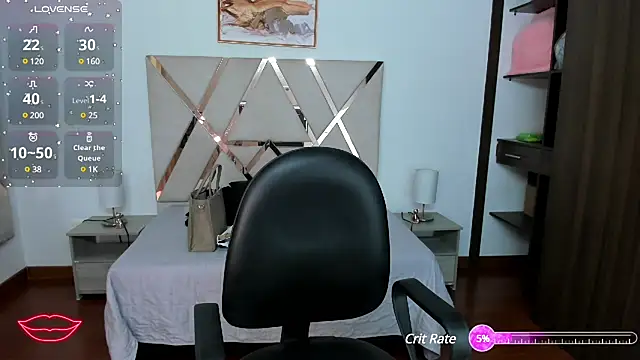carolynne18 online show from 12/05/24, 12:22