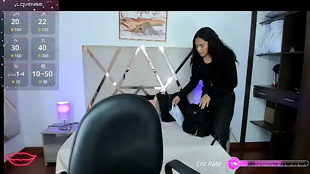 carolynne18 online show from 01/14/25, 12:24
