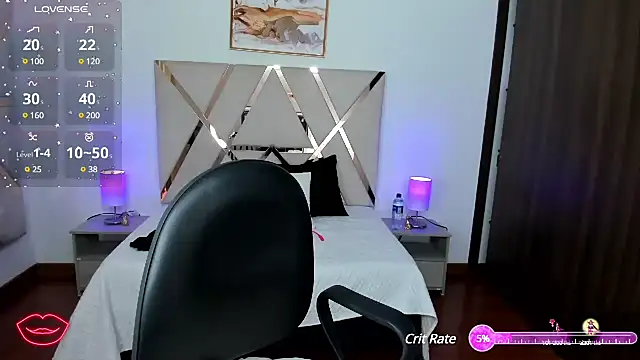 carolynne18 online show from 01/15/25, 12:15