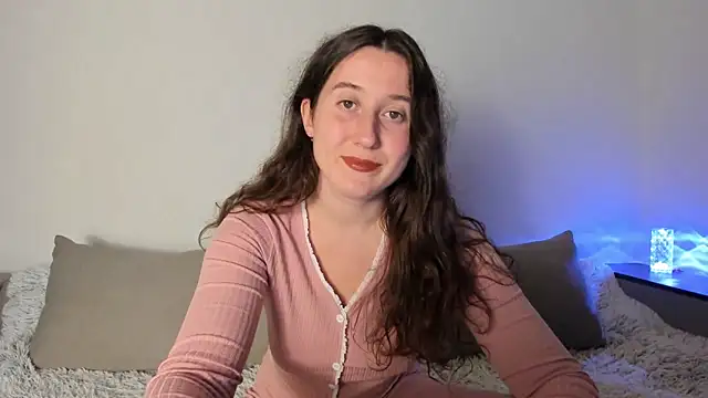 Snapshot of _Anna_Montana chatting on 10/24/25, 02:13 Anna Montana online show from 10/24/25, 02:13