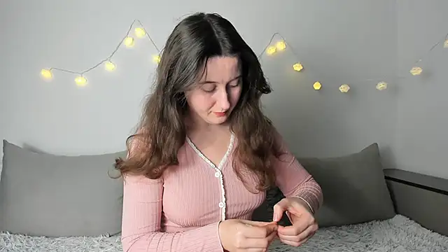  Anna Montana online show from 12/18/25, 07:42