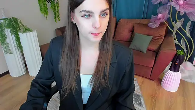 Snapshot of FinalAccord chatting on 10/03/25, 10:45 FinalAccord online show from 10/03/25, 10:45