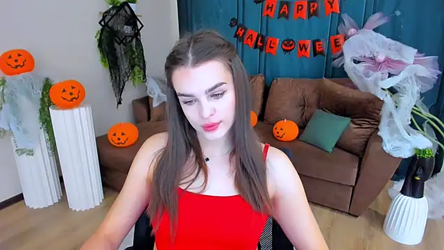 Snapshot of FinalAccord chatting on 11/02/25, 10:39 FinalAccord online show from 11/02/25, 10:39