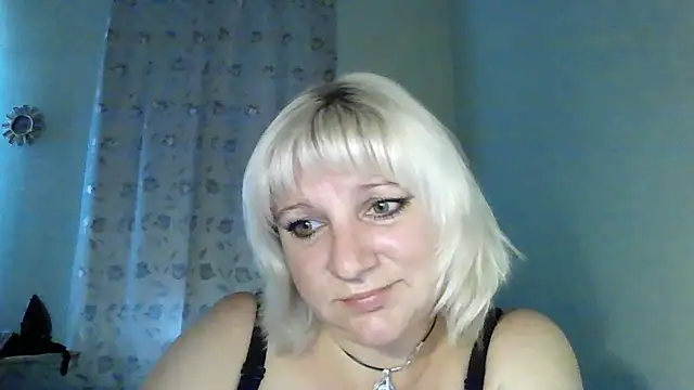 MeilomaWesa online show from 09/25/25, 01:15