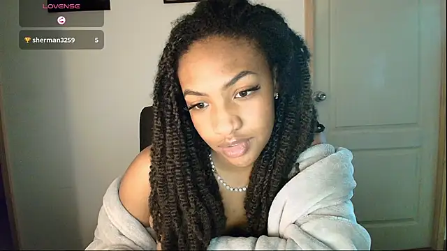 im alivys  online show from 06/23/26, 12:52