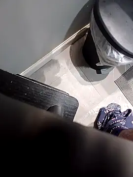 Snapshot of JObuddy661 chatting on 10/11/25, 04:22 JObuddy661 online show from 10/11/25, 04:22