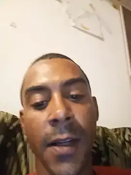 Snapshot of RoludoDF chatting on 06/11/26, 02:53 RoludoDF online show from 06/11/26, 02:53