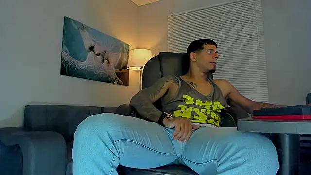 Snapshot of vincen_jose chatting on 10/14/25, 05:41 vincen jose online show from 10/14/25, 05:41