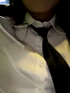 Asia-Lynn online show from 10/15/25, 12:27