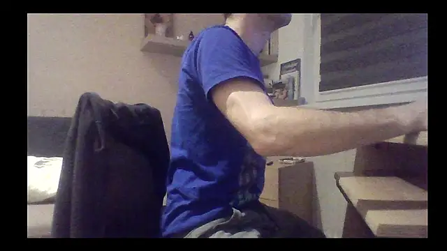 Snapshot of matejk chatting on 10/01/25, 05:08 matejk online show from 10/01/25, 05:08