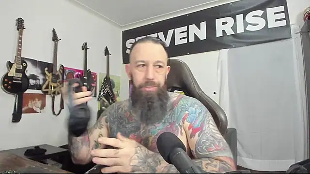 StevenRiseNYC online show from 01/09/25, 01:24