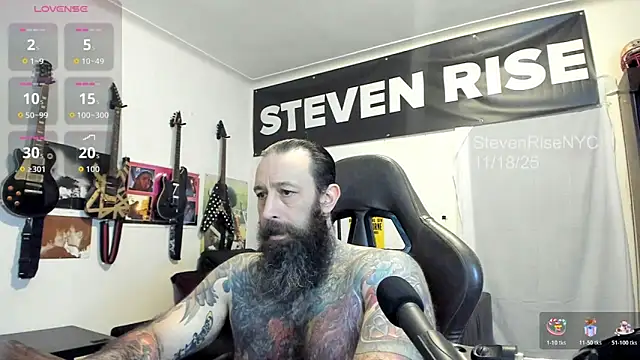 Snapshot of StevenRiseNYC chatting on 11/19/25, 12:32 StevenRiseNYC online show from 11/19/25, 12:32