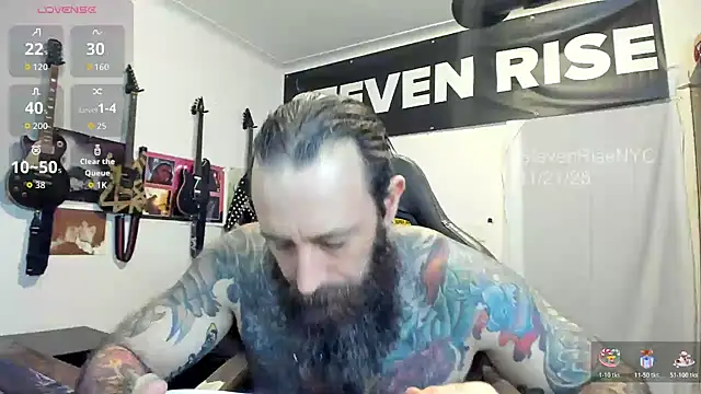 Snapshot of StevenRiseNYC chatting on 11/22/25, 02:32 StevenRiseNYC online show from 11/22/25, 02:32