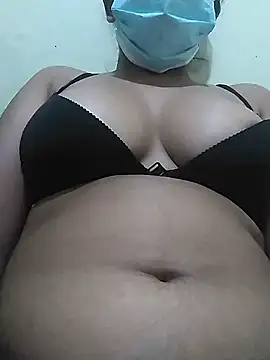 Snapshot of Virgin_Girl_SL chatting on 12/31/24, 01:04 Virgin Girl SL online show from 12/31/24, 01:04