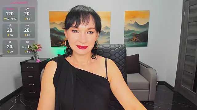 Snapshot of Sofia_Ford chatting on 09/23/25, 07:11 Sofia Ford online show from 09/23/25, 07:11