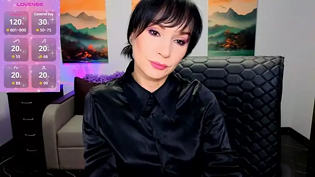 Sofia Ford online show from 10/28/25, 01:25