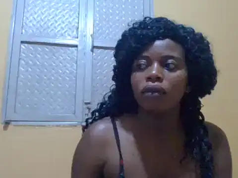 sweetbabra1 online show from 02/02/25, 04:59