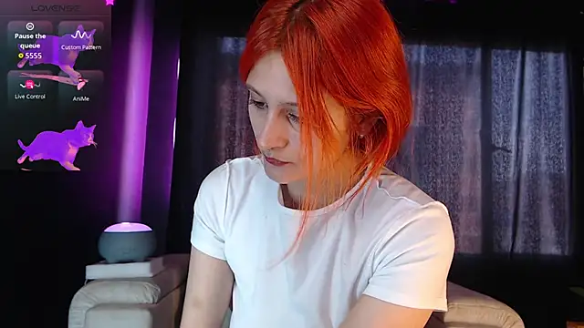 Snapshot of skinny_Raven chatting on 09/17/25, 03:03 skinny Raven online show from 09/17/25, 03:03