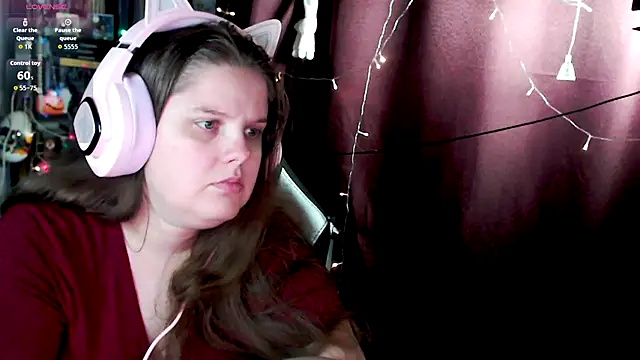 Snapshot of so_cute777 chatting on 10/15/25, 12:55 so cute777 online show from 10/15/25, 12:55