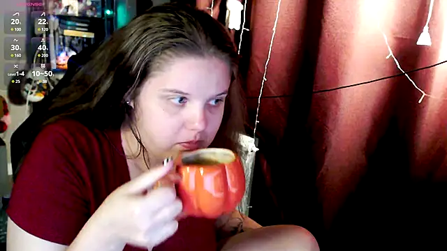 Snapshot of so_cute777 chatting on 11/13/25, 02:10 so cute777 online show from 11/13/25, 02:10