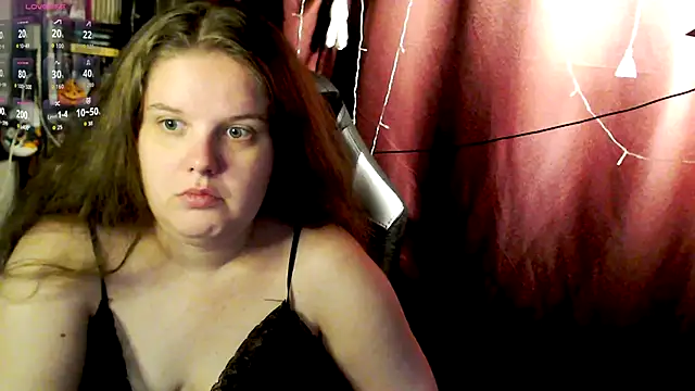 Snapshot of so_cute777 chatting on 11/17/25, 07:03 so cute777 online show from 11/17/25, 07:03