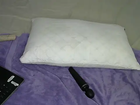 Snapshot of NAUGHTY__EBONY chatting on 01/10/25, 05:05 NAUGHTY  EBONY online show from 01/10/25, 05:05