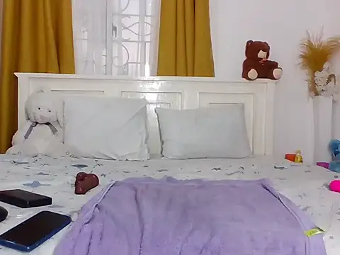 Snapshot of NAUGHTY__EBONY chatting on 10/03/25, 03:36 NAUGHTY  EBONY online show from 10/03/25, 03:36