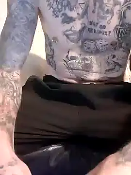 PIercingBoy38 online show from 12/24/24, 03:37