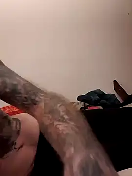 PIercingBoy38 online show from 12/31/24, 12:11